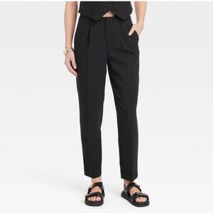 Theory High Rise Tailored Straight Leg Pants in Black